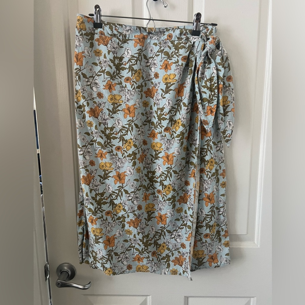 Floral midi skirt